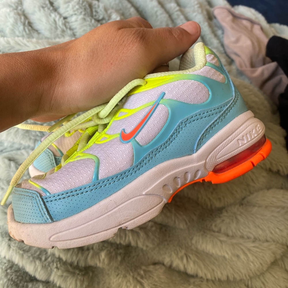 Nike air toddler sneakers